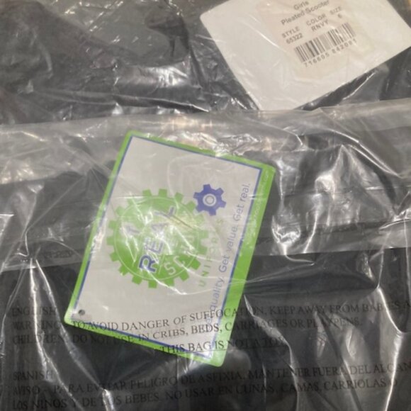 2 Navy Blue Girls Pleated Scooters Size 6 NWT - Picture 2 of 8